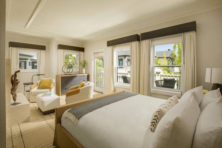 Room 40 of 78