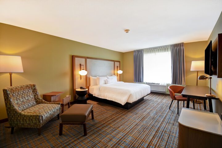 Room 15 of 24