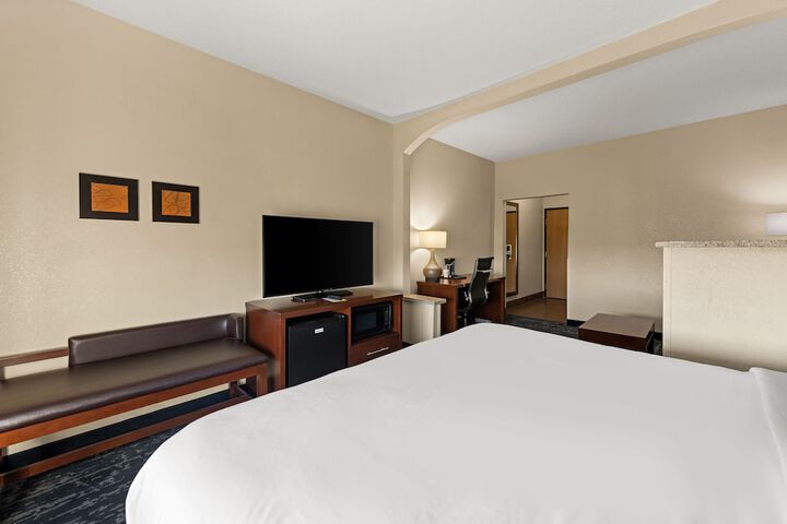Room 10 of 21