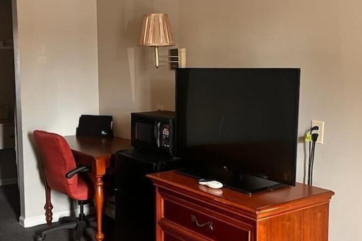 Room 36 of 43