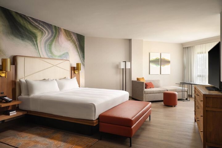Room 21 of 45