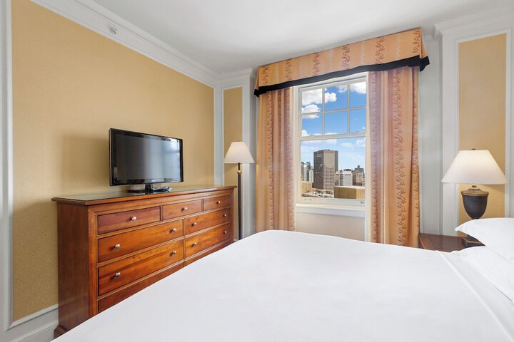 Room 155 of 207
