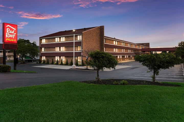 Hotel 4 of 27