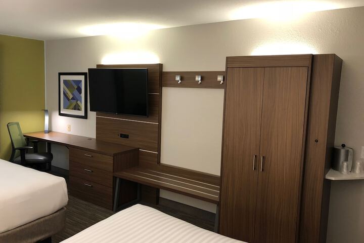 Room 29 of 52