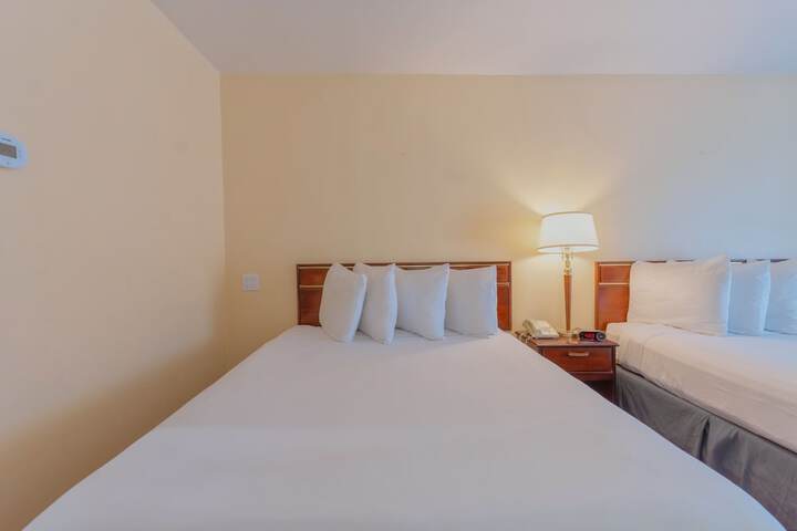 Room 28 of 71