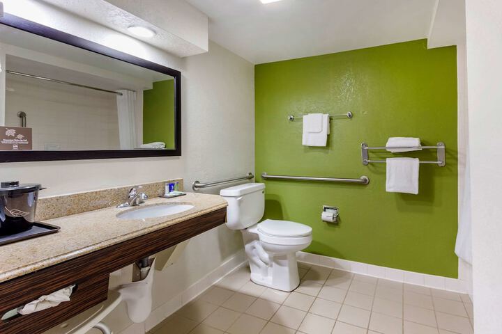 Room 8 of 45