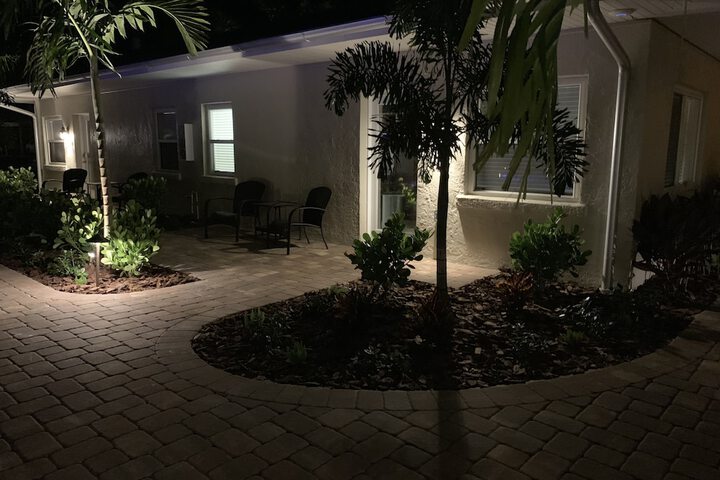 Twin Palms at Siesta