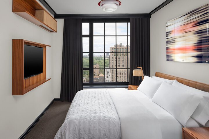 Room 22 of 53