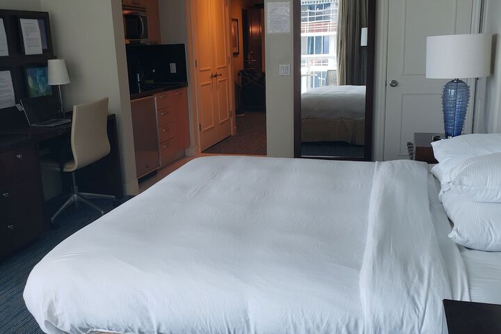 Room 8 of 44
