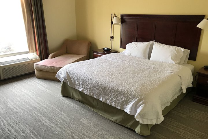 Hampton Inn & Suites Lamar