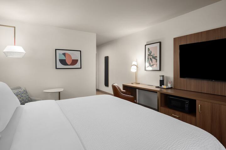 Holiday Inn Ontario by IHG