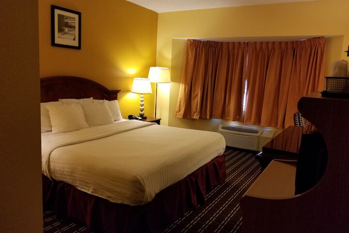 Room 16 of 26