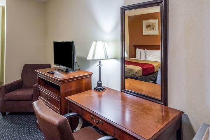 Room 11 of 49