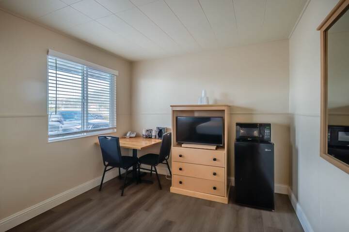 Room 44 of 73