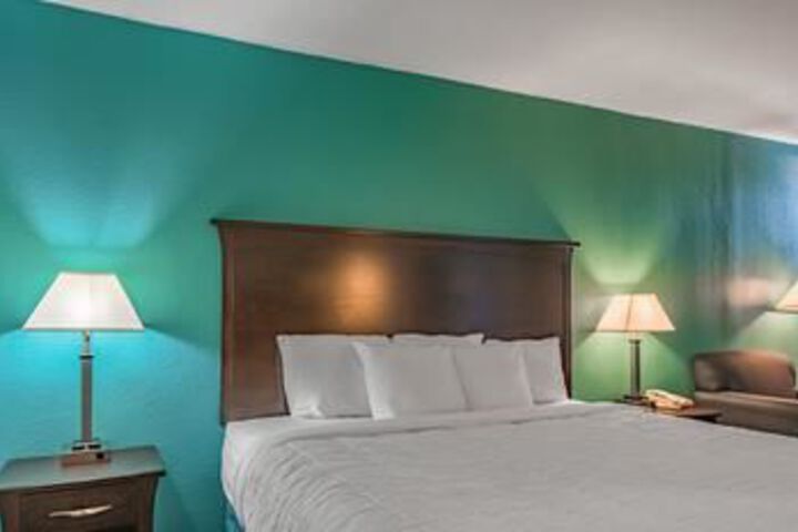 Executive Thibodaux New Orleans Hotel