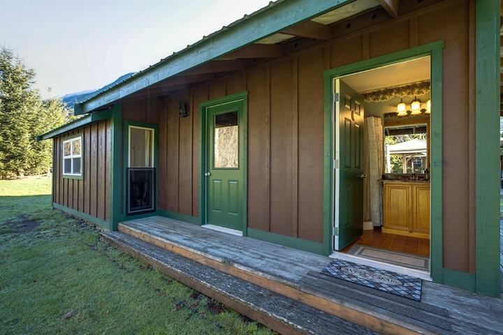 72MF - Rustic - Pets Ok - Sleeps 2