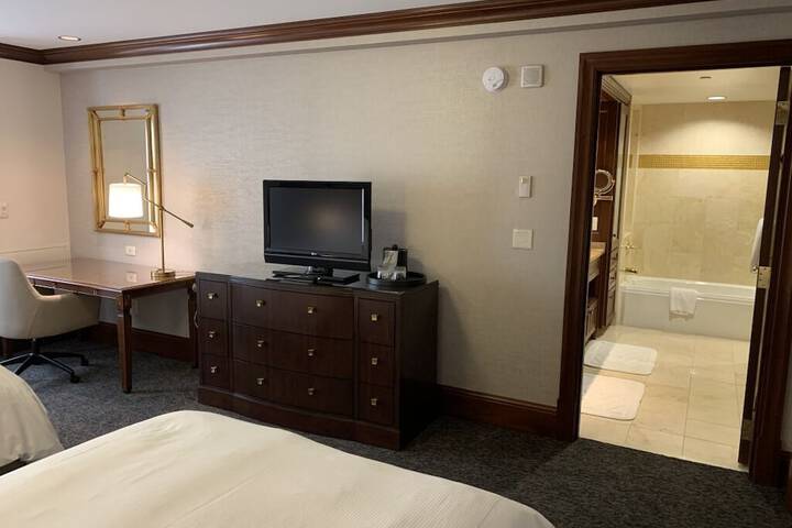 The Towers at Kahler Grand Hotel