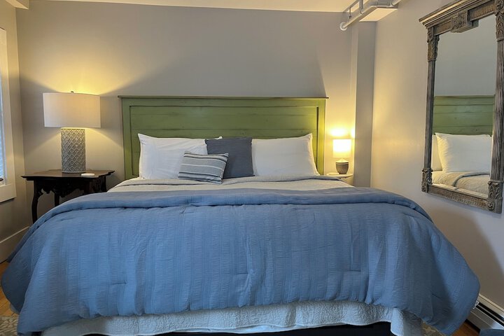 Room 15 of 64