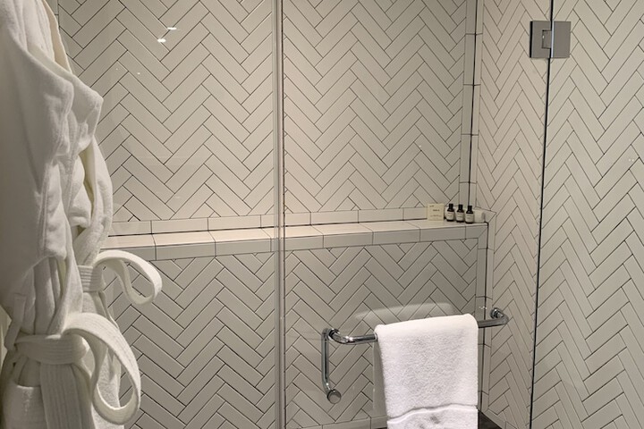 Room 54 of 172