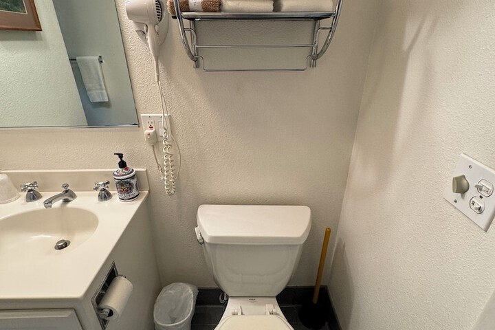 Room 20 of 31