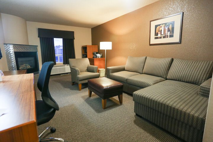 Room 19 of 80
