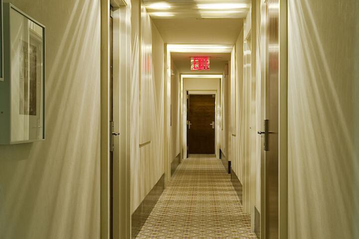 Ballroom/Hall 42 of 45