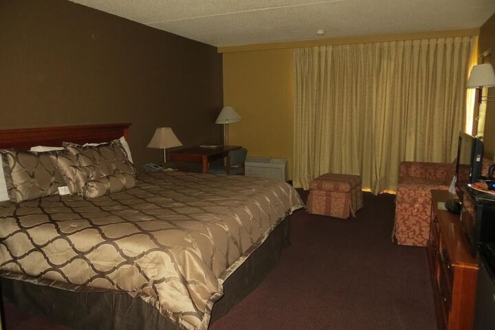 Room 35 of 42
