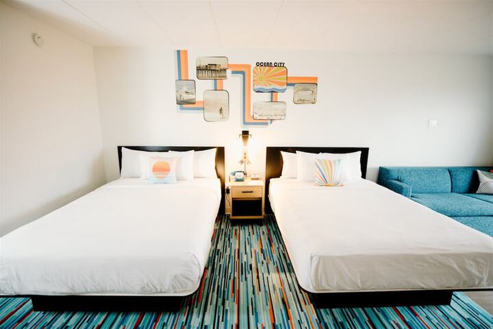 Room 21 of 37