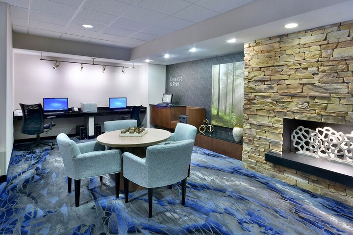 Hotel Interior 10 of 38