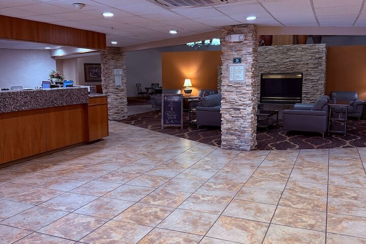 Mountain Valley Inn & Suites