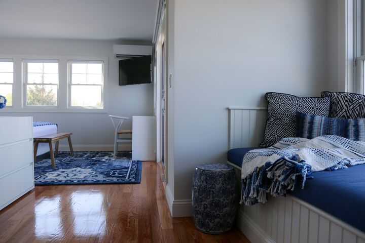 Room 12 of 60
