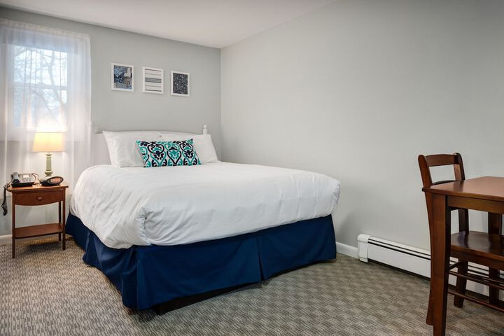 Room 14 of 25