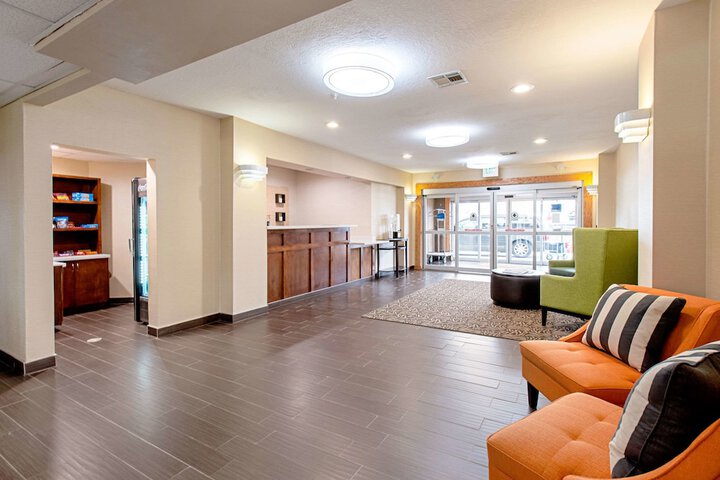 Hotel Interior 9 of 35