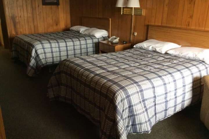 Room 26 of 32