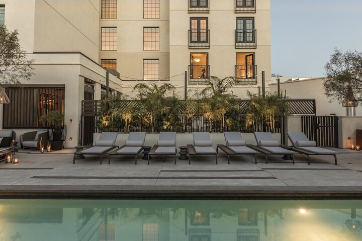 Pool 26 of 136