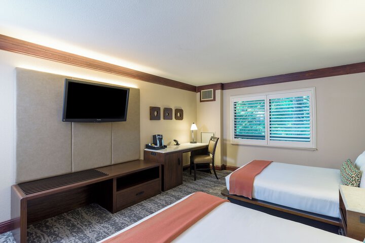Room 71 of 181