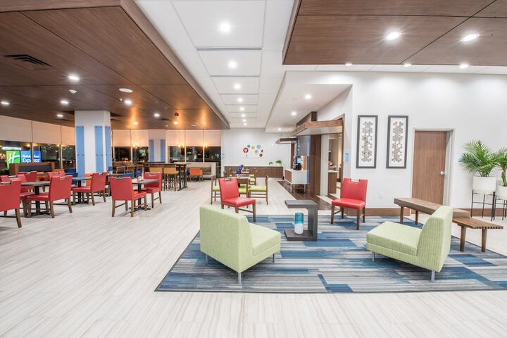 Hotel 6 of 72