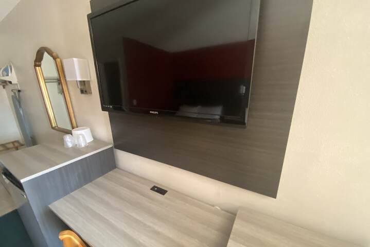 Room 39 of 57