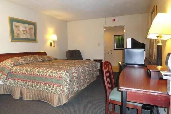 Room 16 of 23