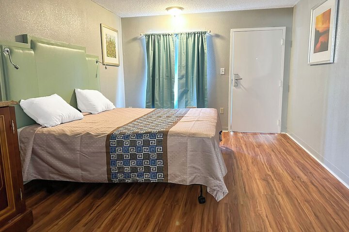 Room 41 of 67