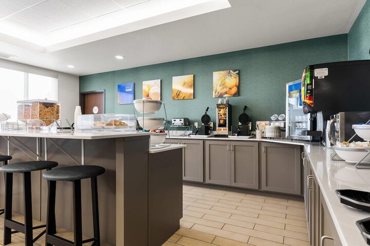 Comfort Inn & Suites Marion I-57