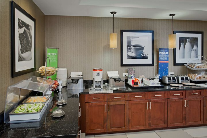 Breakfast/Coffee Service 33 of 39