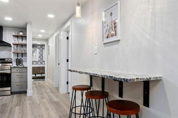 Modern Sugarhouse Condo Near Ski & Downtown
