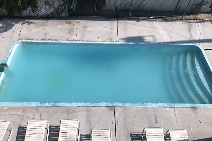 Pool 2 of 16