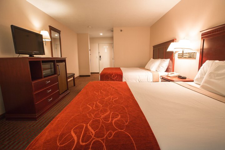 Room 32 of 41