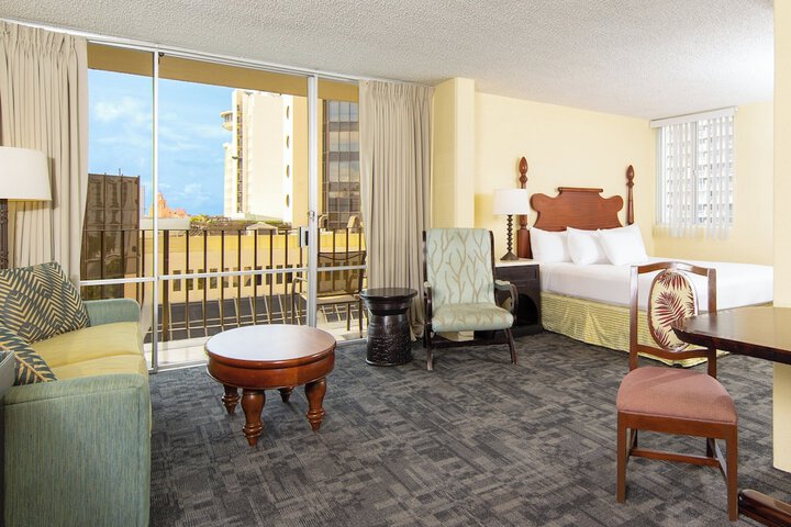 Room 27 of 52