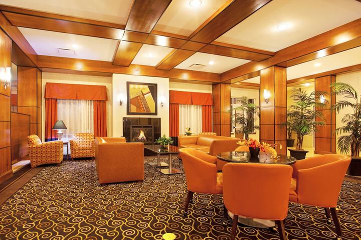 Holiday Inn Battle Creek by IHG
