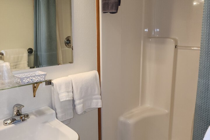 Room 60 of 68