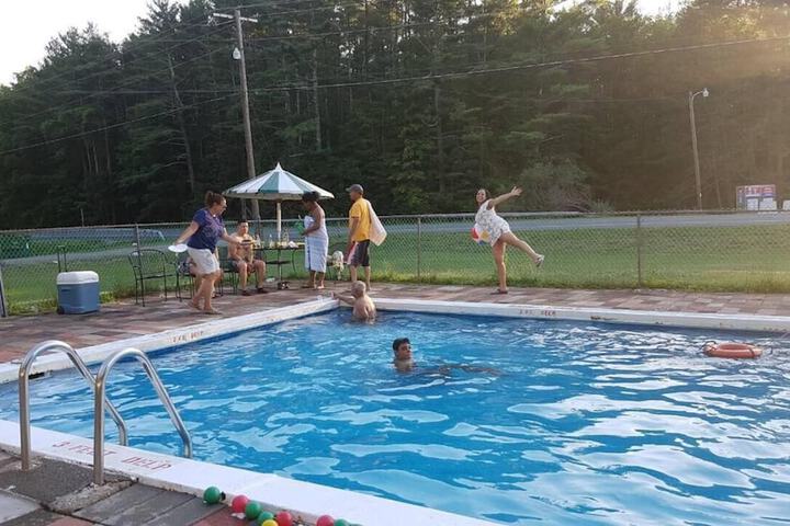 Pool 10 of 57