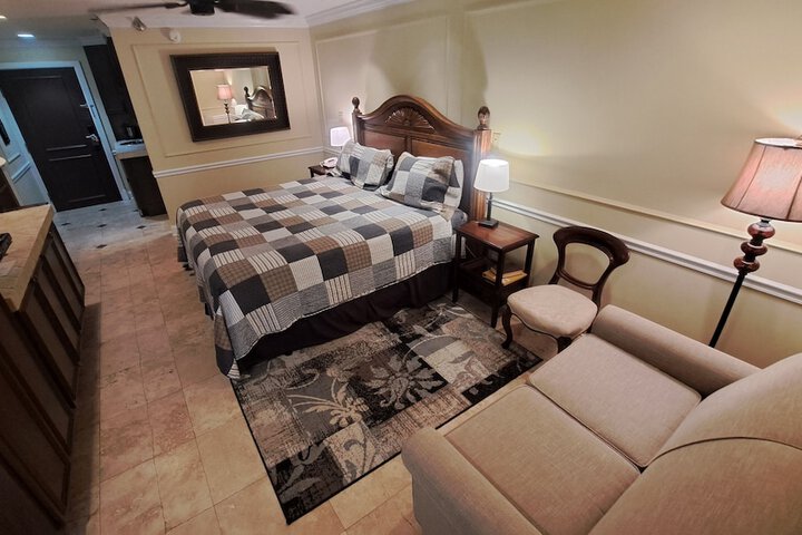 Saint Simons Inn by the Lighthouse